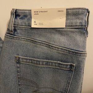 NWT american eagle AE stretch mom jeans size 6 regular high rise